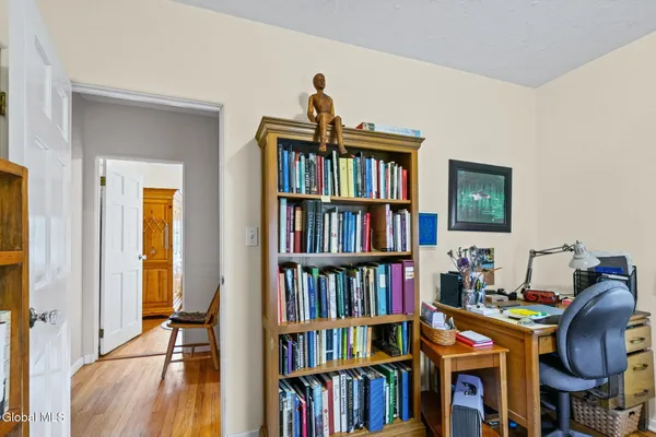 $260,000 | 181 Milner Avenue, Albany, NY 12208