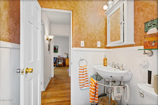 $260,000 | 181 Milner Avenue, Albany, NY 12208