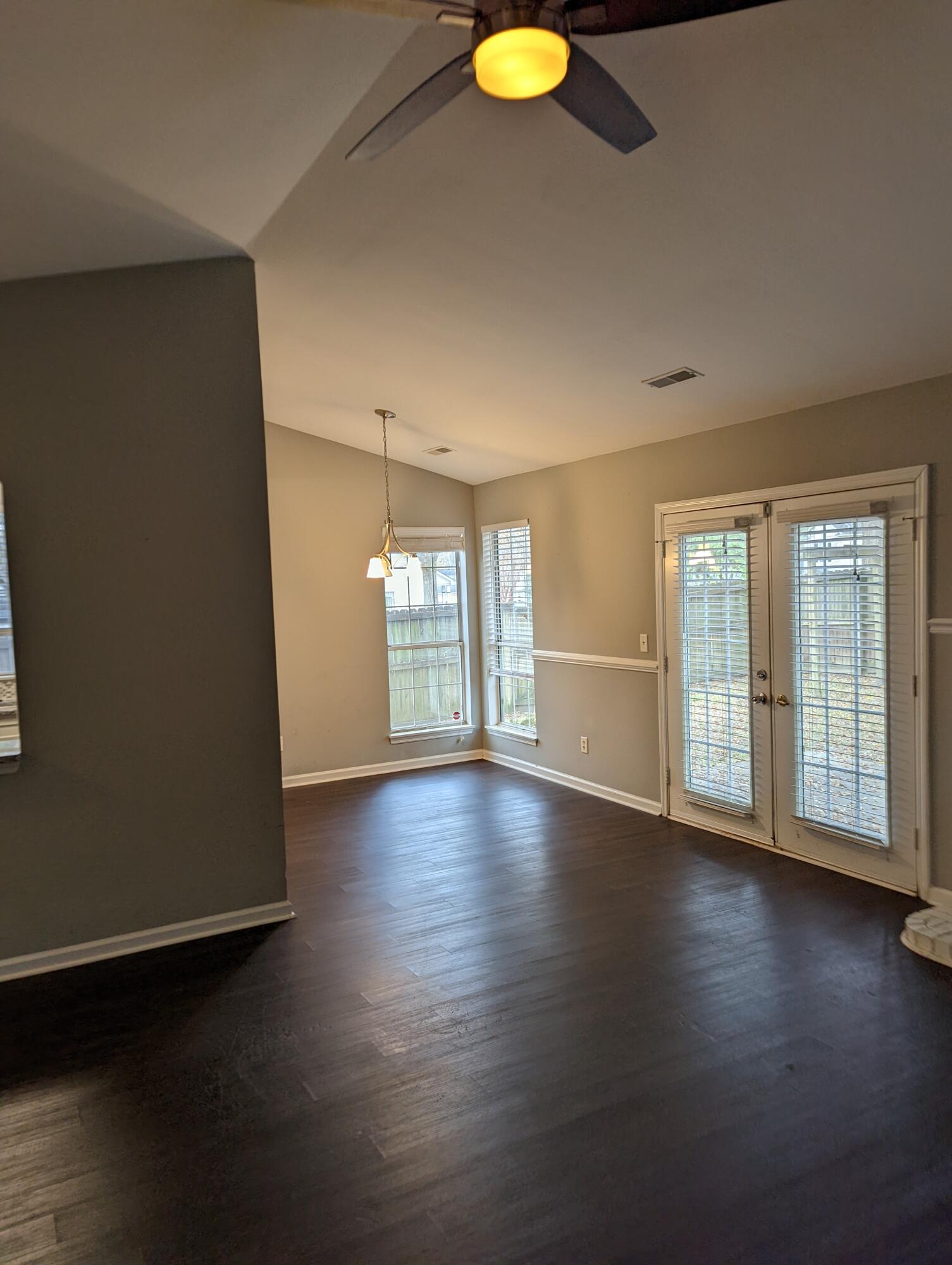 114 Alcester Road Goose Creek, SC 29445 - Photo 2 of 25 dave40