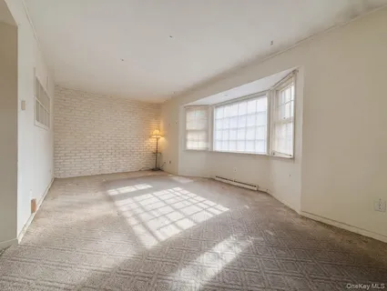 $399,000 | 17 Lake Promenade, Unit PROM, Ronkonkoma, NY 11779