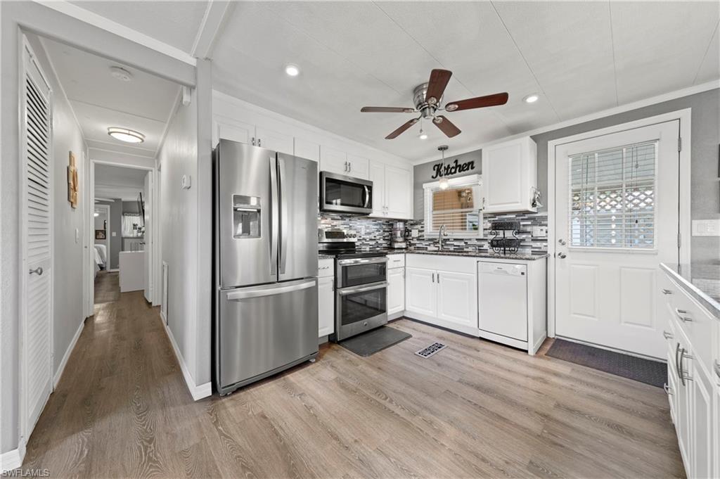 483 Riviera Boulevard West Naples, FL 34112 - Photo 13 of 20 Gallery Image 13