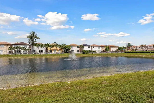 $825,000 | 7521 Northwest 113th Path, Doral, FL 33178
