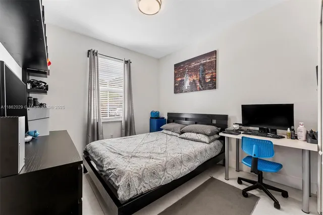 $825,000 | 7521 Northwest 113th Path, Doral, FL 33178