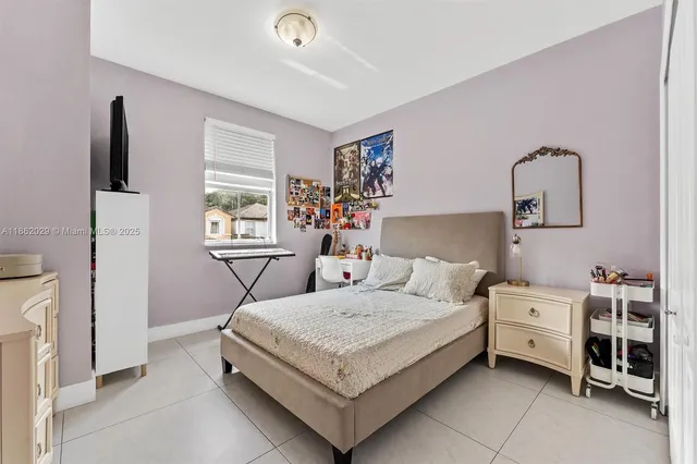 $825,000 | 7521 Northwest 113th Path, Doral, FL 33178