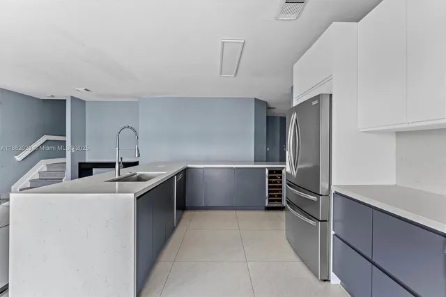 $825,000 | 7521 Northwest 113th Path, Doral, FL 33178