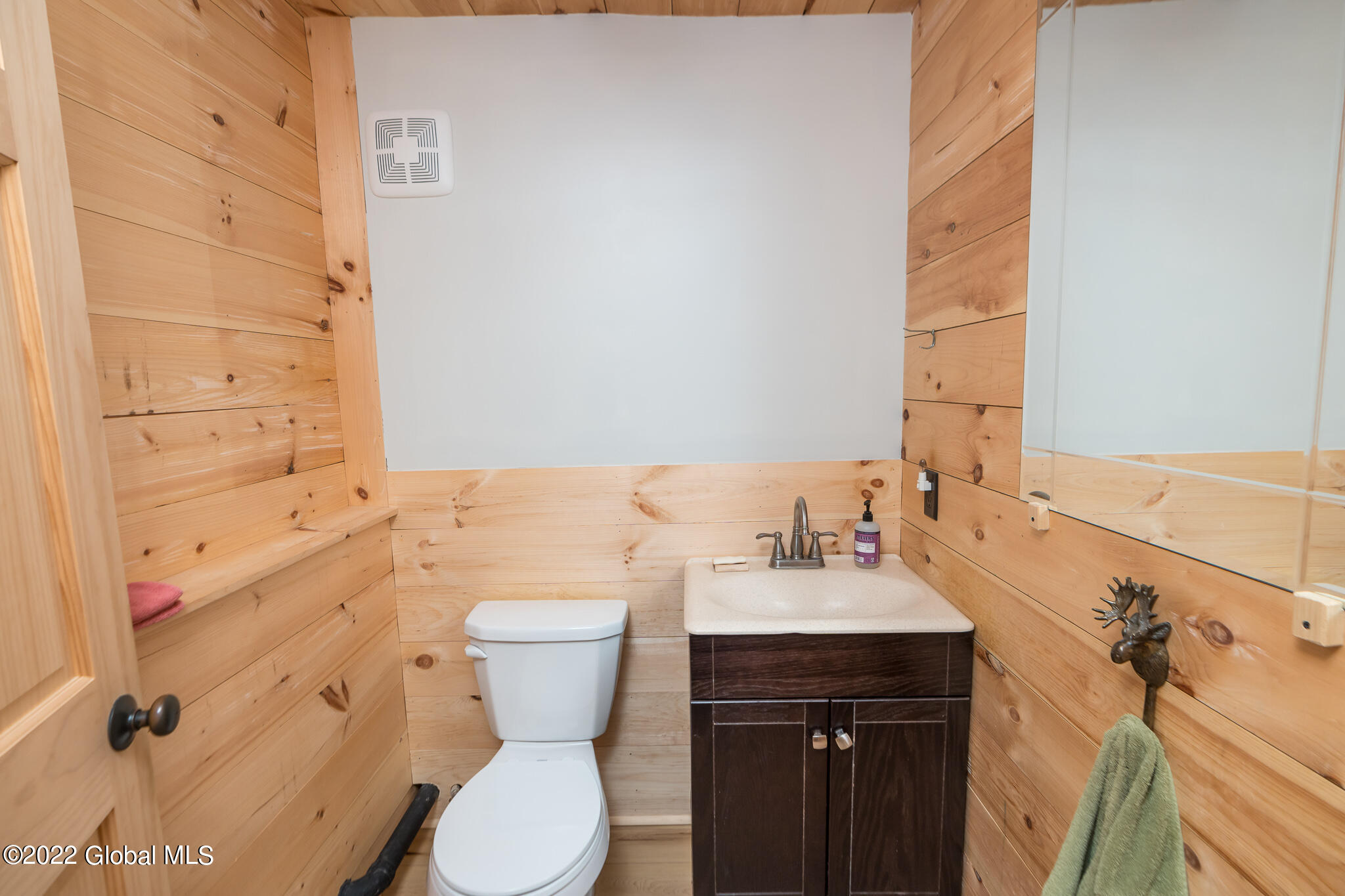 185 Upper Flat Rock Road Delmar, NY 12054 - Photo 21 of 49 055-185-Upper-Flat-Rock-Rd