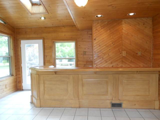 1660 East Copas Road Owosso, MI 48867 - Photo 18 of 28 31107026-18.JPG
