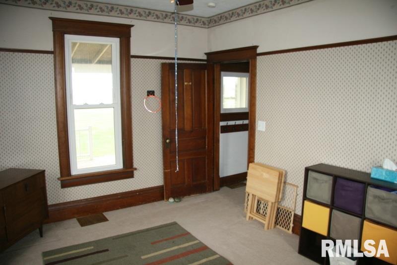 1284 Douglas Road Metamora, IL 61548 - Photo 15 of 36 Gallery Image 15