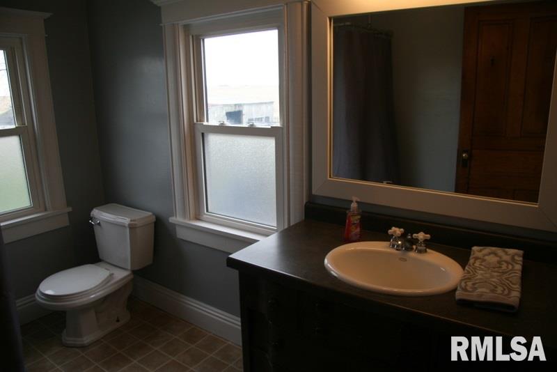 1284 Douglas Road Metamora, IL 61548 - Photo 4 of 36 Gallery Image 4