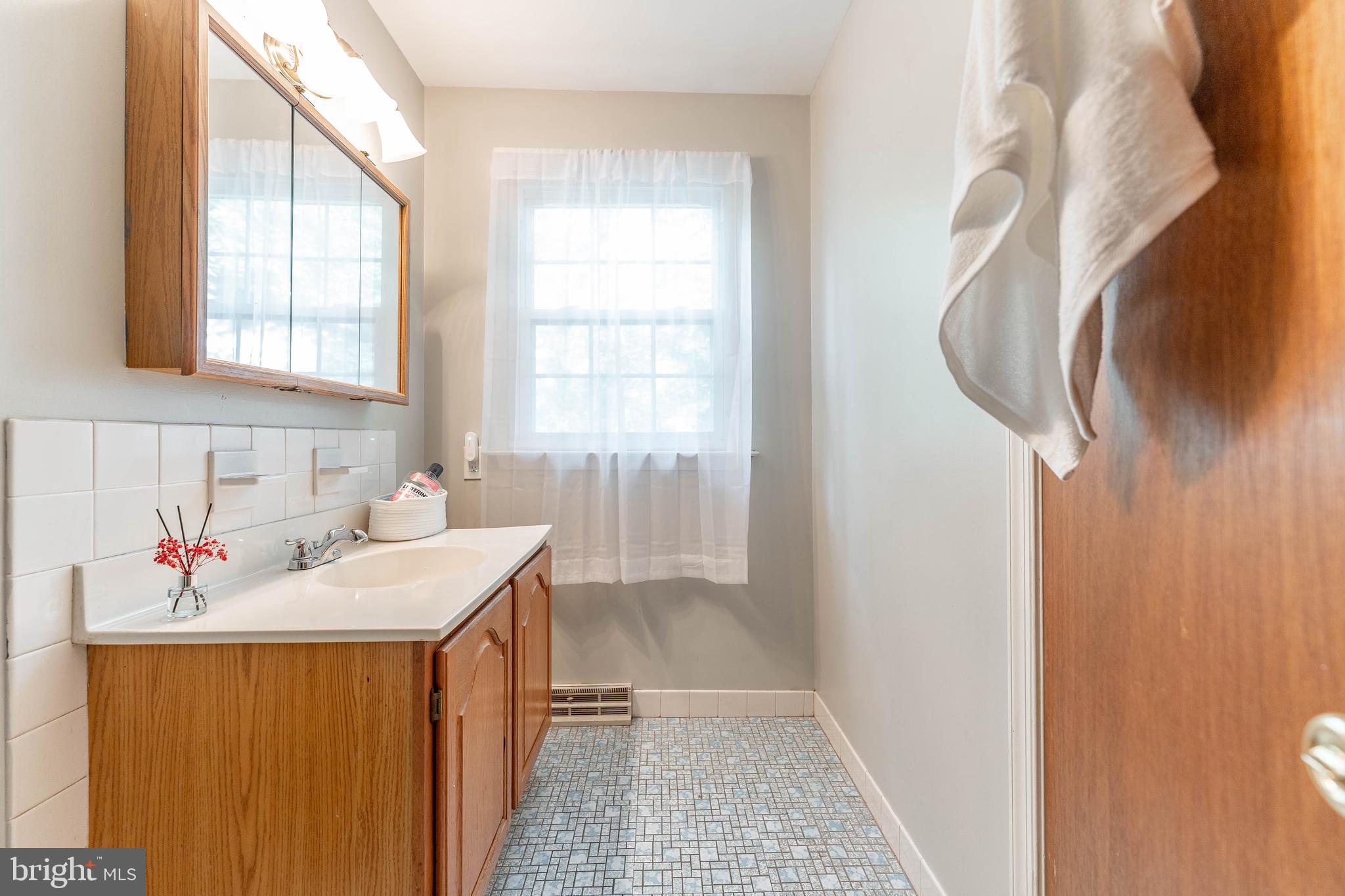 317 East Ridley Avenue Ridley Park, PA 19078 - Photo 23 of 39 Primary Bathroom
