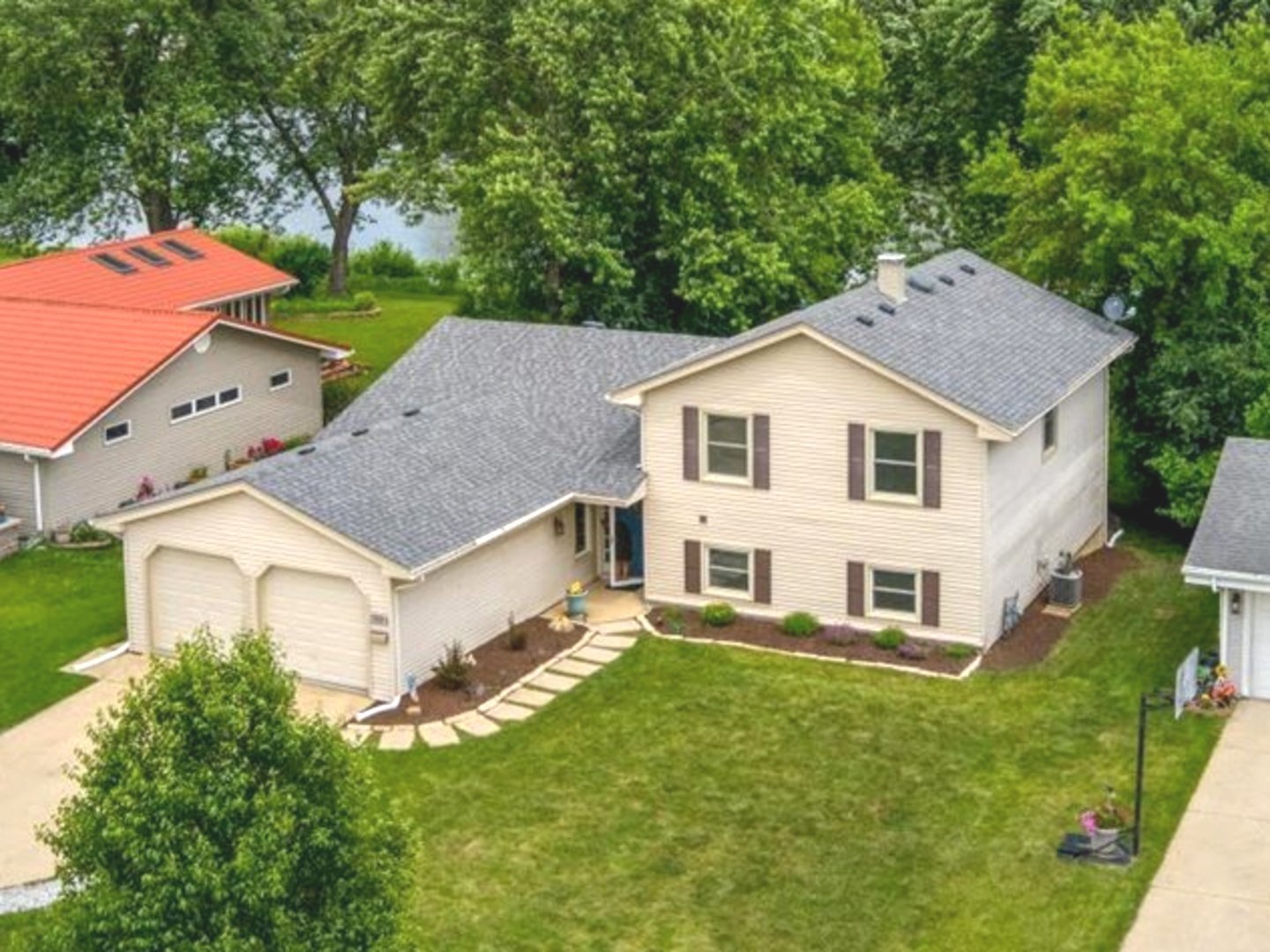 2020 Carling Road Hoffman Estates, IL 60169 - Photo 1 of 56