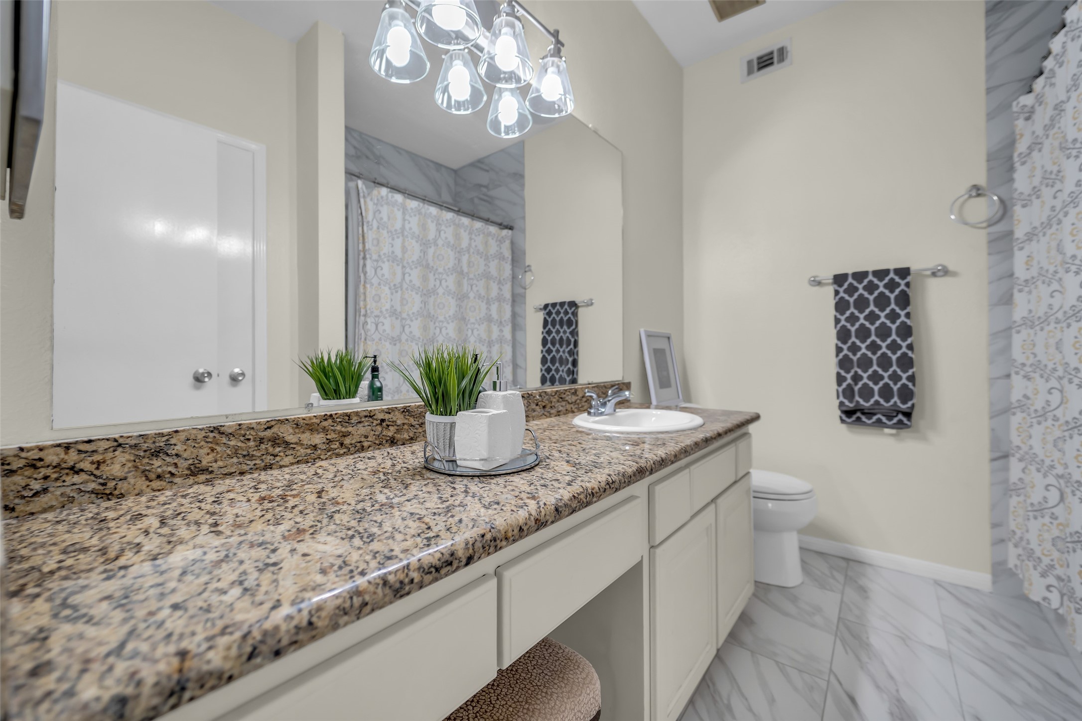 8091 El Mundo Street, Unit 8091 Houston, TX 77054 - Photo 18 of 22