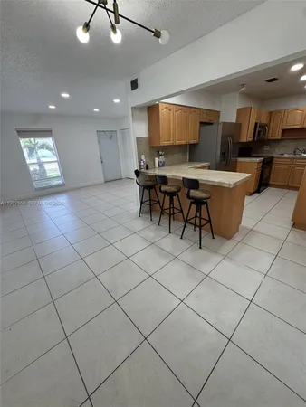 $3,200 | 19220 Northwest 51st Avenue, Miami Gardens, FL 33055