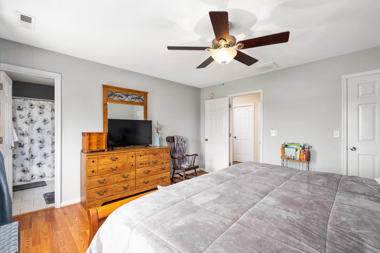 235 Long Meadow Road Fishersville, VA 22939 - Photo 12 of 29 Gallery Image 12