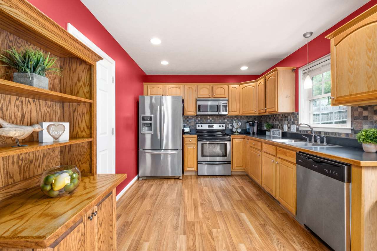 235 Long Meadow Road Fishersville, VA 22939 - Photo 6 of 29 Gallery Image 6