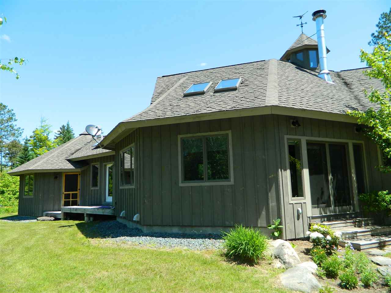 1674 Profile Road Franconia, NH 03580 - Photo 2 of 23
