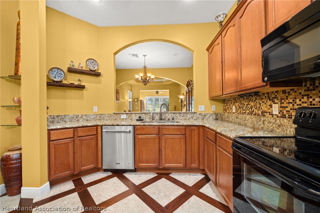 5232 Haw Branch Road Sebring, FL 33875 - Photo 8 of 49