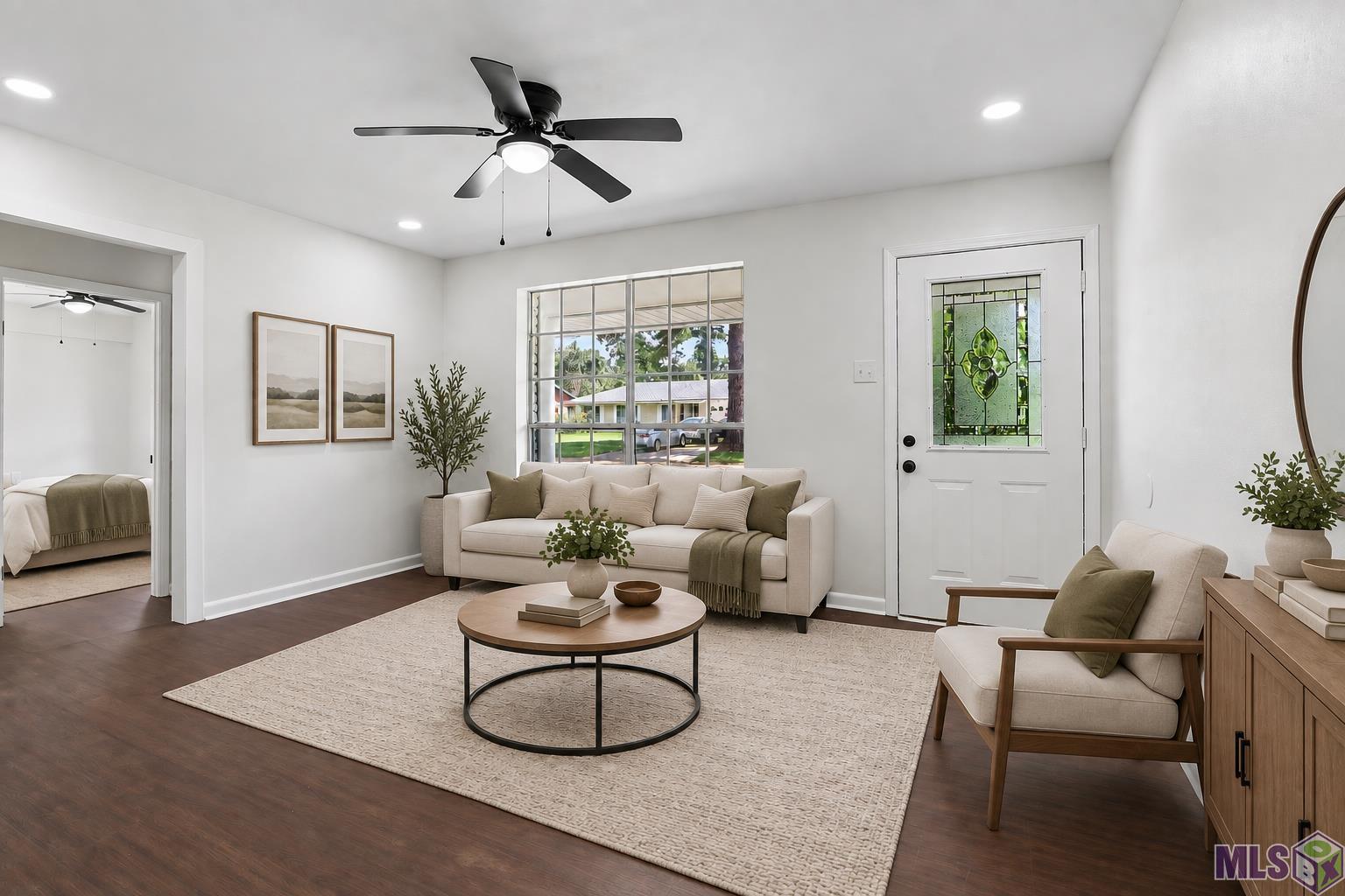 7242 Perimeter Drive Baton Rouge, LA 70812 - Photo 4 of 16 Gallery Image 4