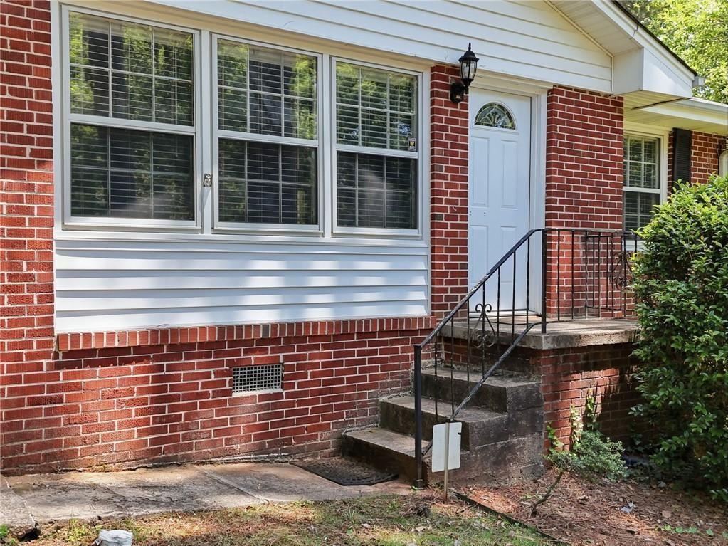 1111 North Valley Drive Decatur, GA 30033 - Photo 4 of 36 Gallery Image 4