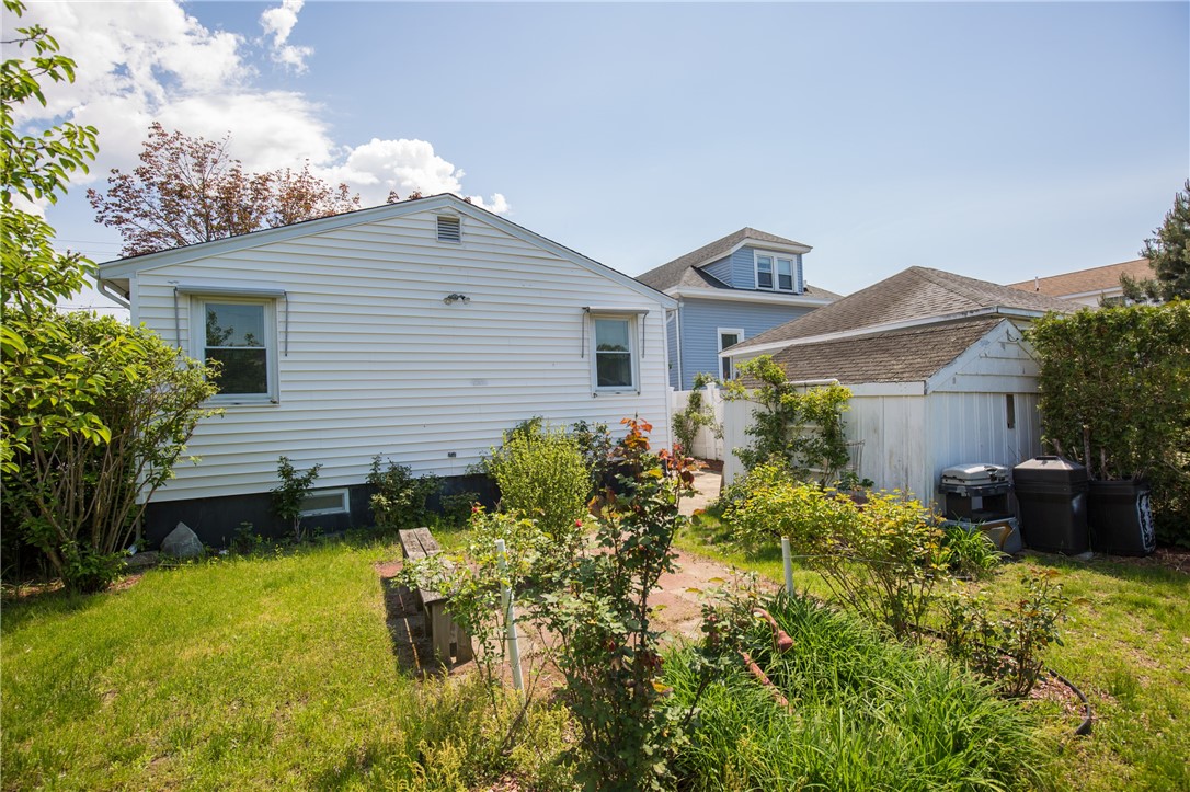 86 Power Road Pawtucket, RI 02860 - Photo 3 of 40 Gallery Image 3