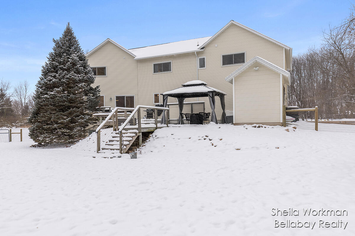 1932 Buehler Road Hastings, MI 49058 - Photo 35 of 37 IMG_1037