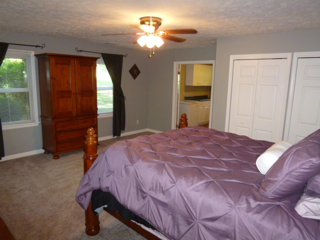 220 Christ Road Evansville, IN 47711 - Photo 9 of 22 Gallery Image 9