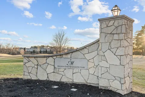 $1,575,000 | 769 Woodland Hill Court, Medina, MN 55340