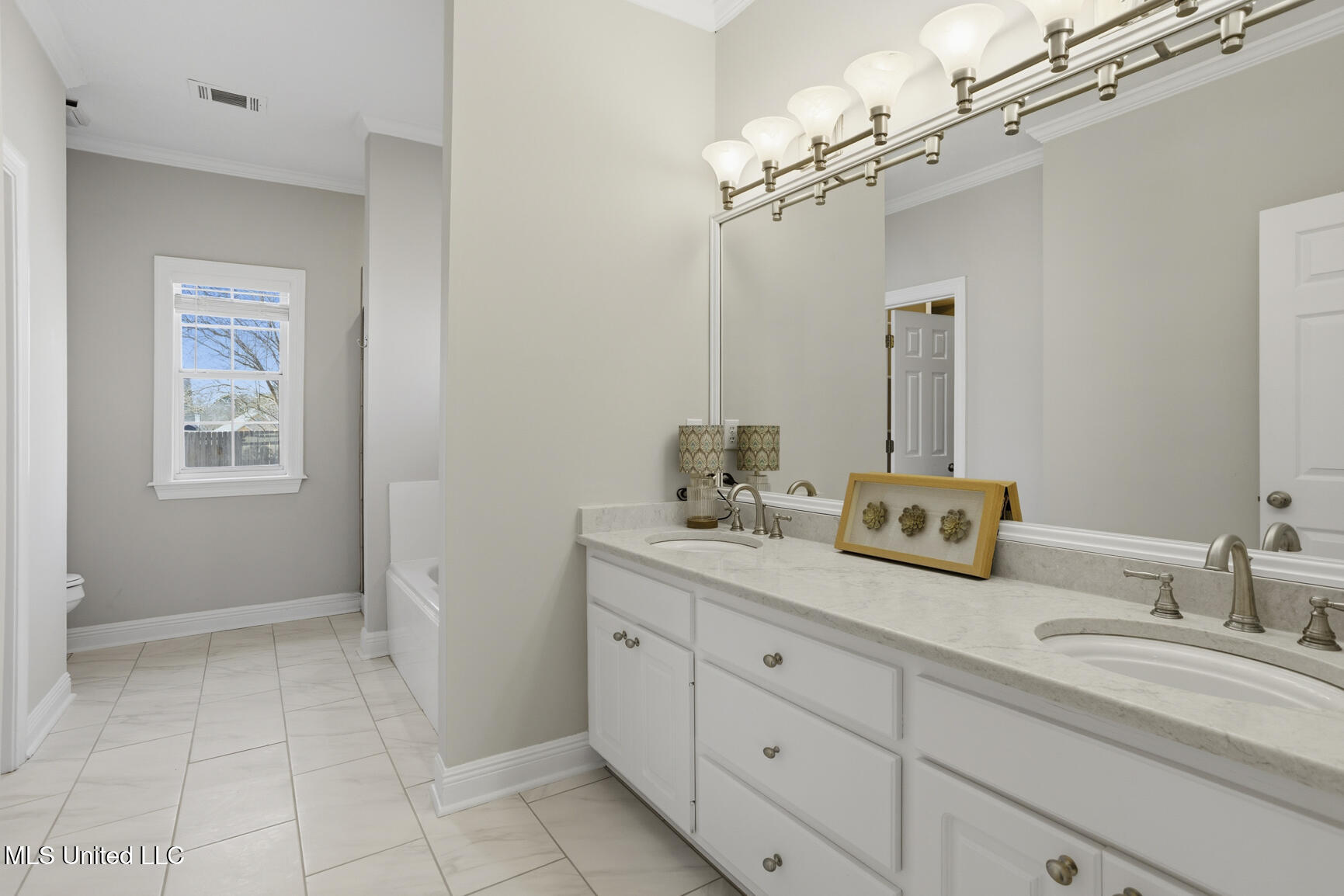 501 Brighton Circle Brandon, MS 39047 - Photo 20 of 33 501 Brighton Cir-17