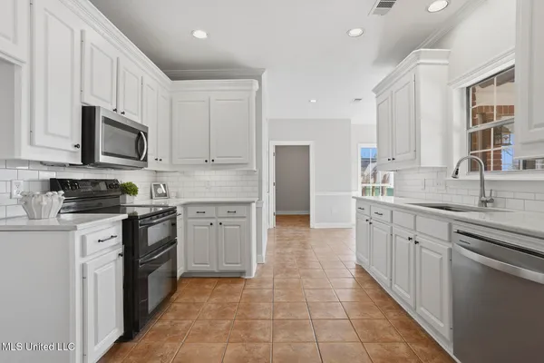 $345,000 | 501 Brighton Circle, Brandon, MS 39047