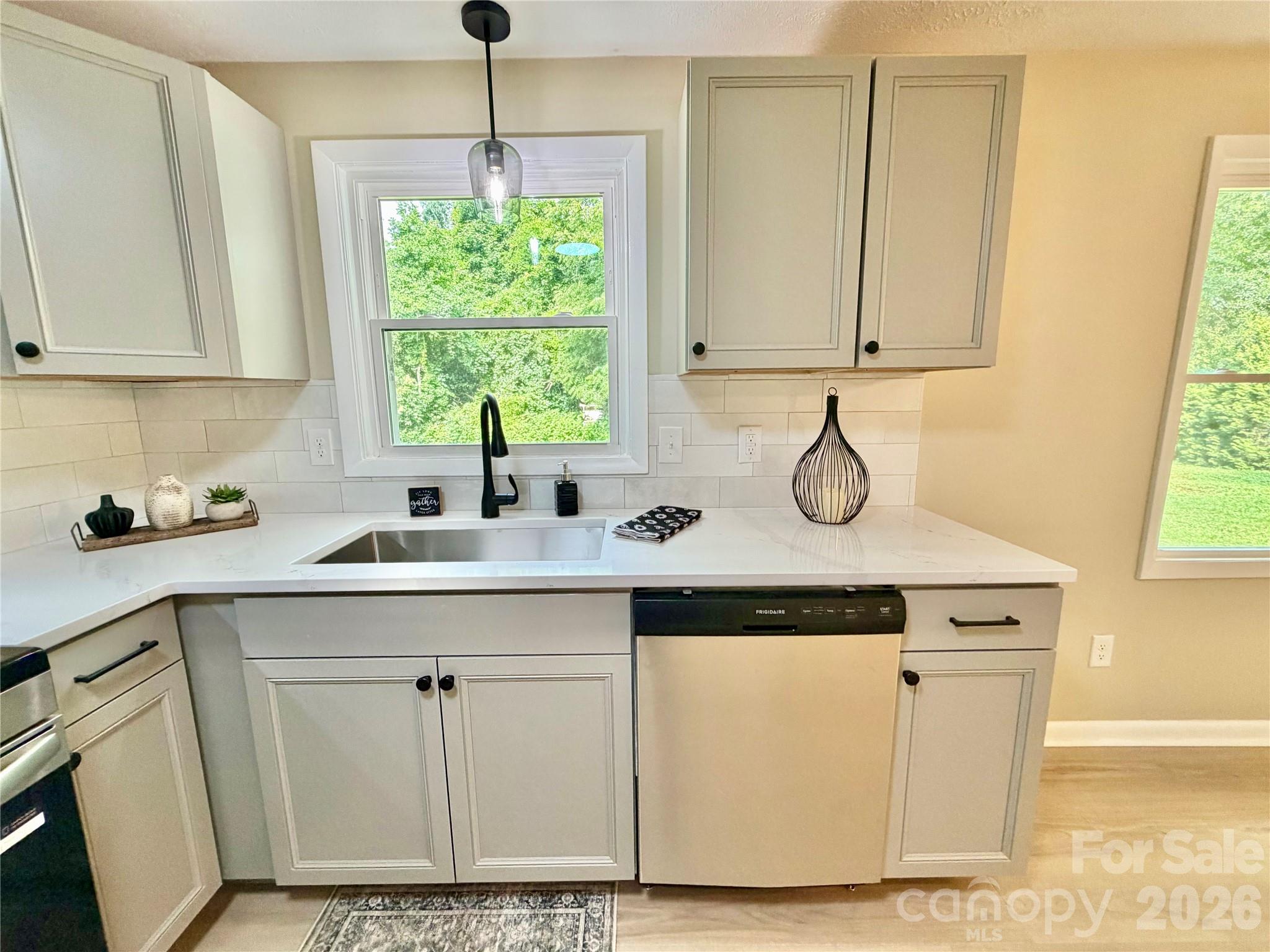 303 Deal Avenue Conover, NC 28613 - Photo 12 of 33