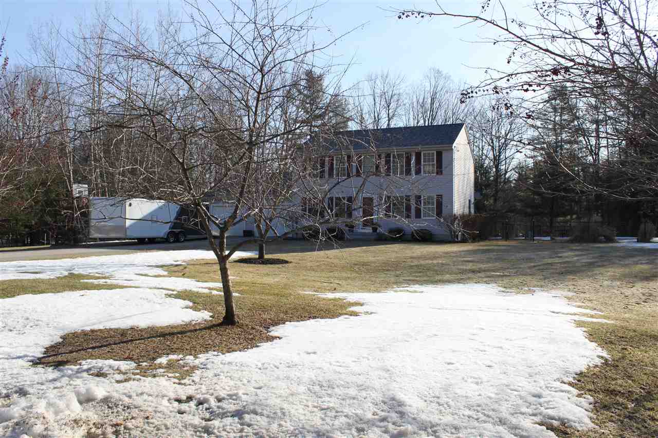 72 Hatfield Road Weare, NH 03281 - Photo 1 of 27