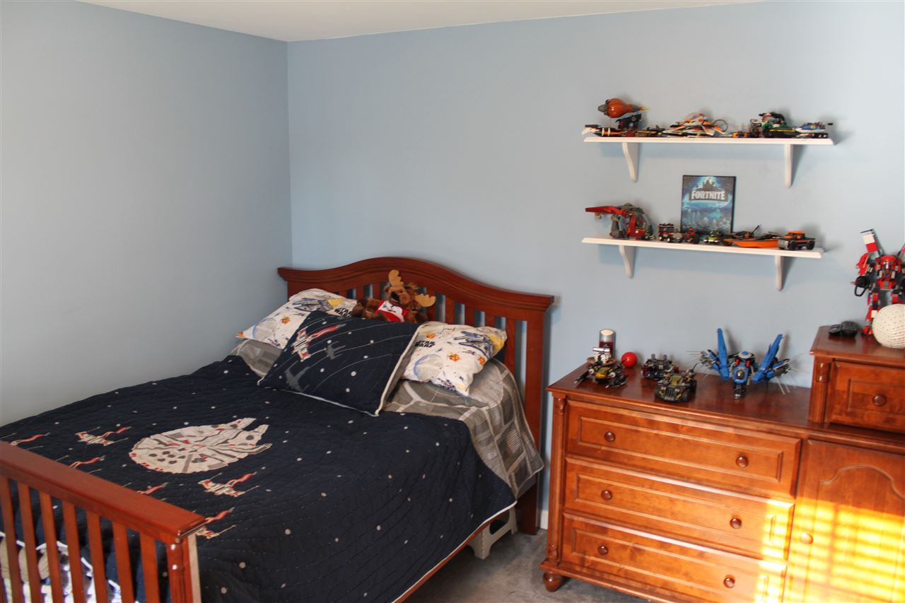 72 Hatfield Road Weare, NH 03281 - Photo 23 of 27