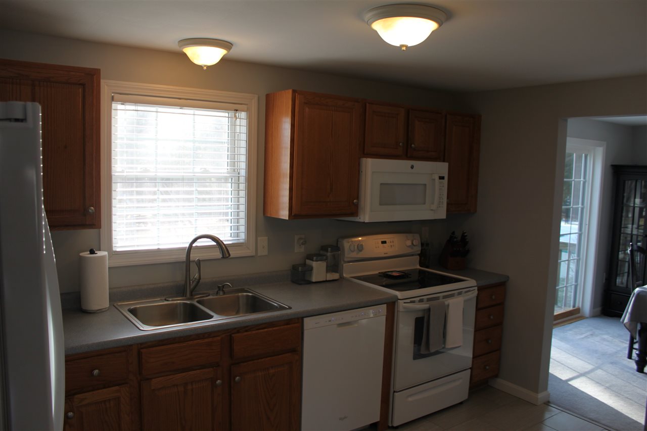 72 Hatfield Road Weare, NH 03281 - Photo 25 of 27