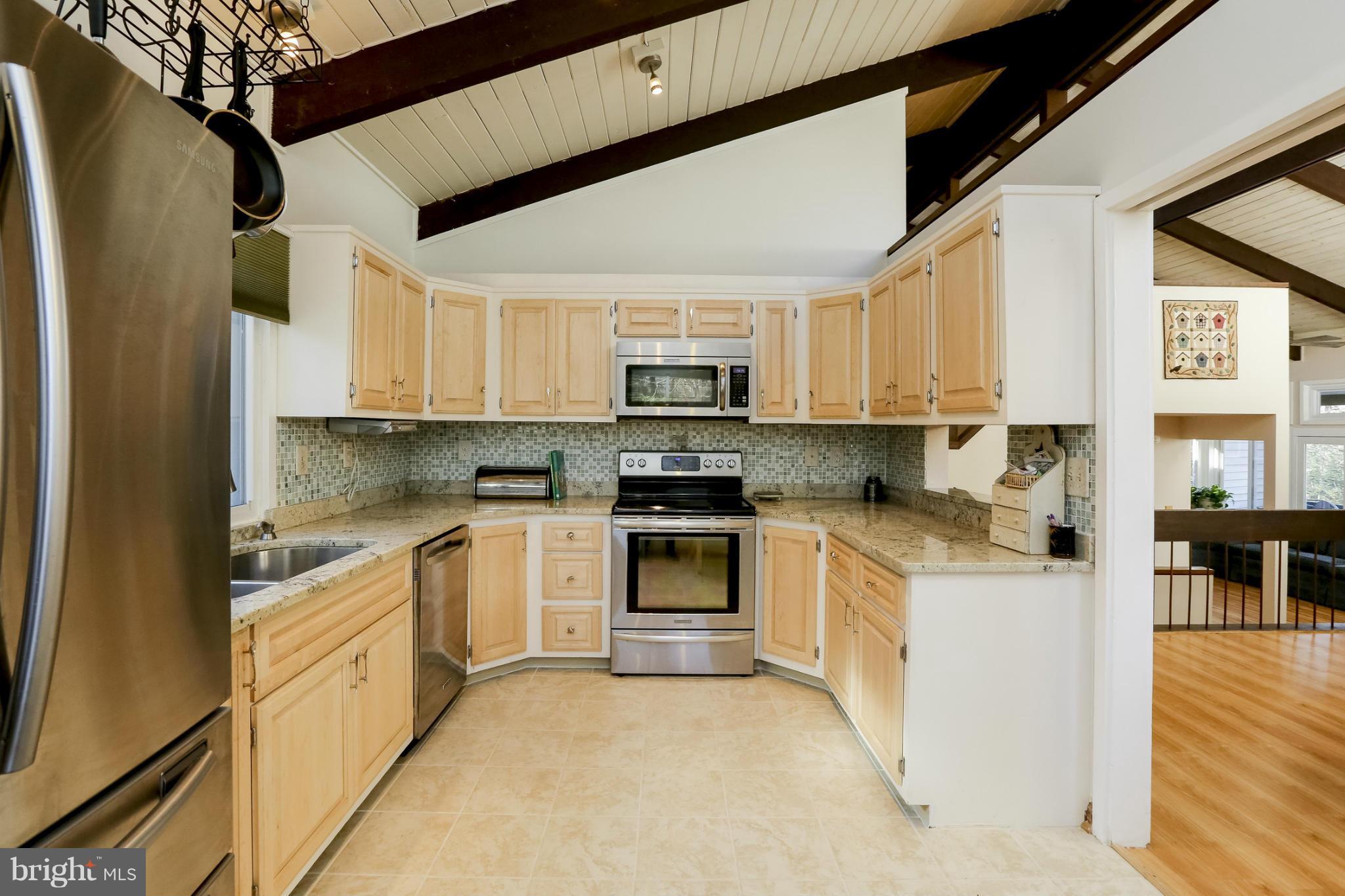 6742 Hemlock Point Road New Market, MD 21774 - Photo 4 of 21 Kitchen