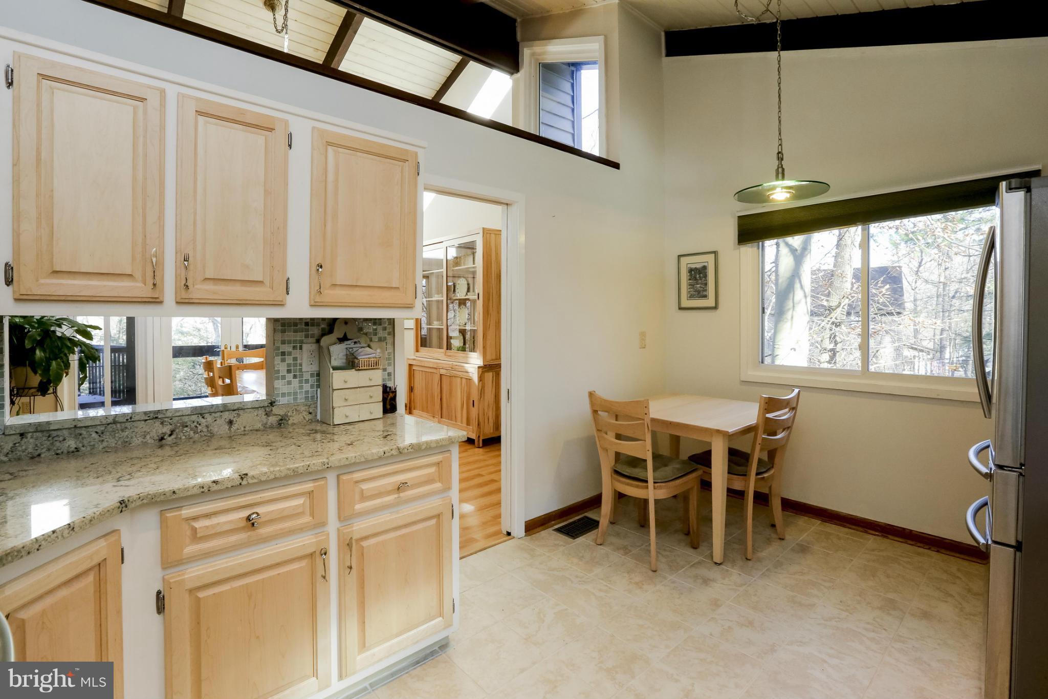 6742 Hemlock Point Road New Market, MD 21774 - Photo 6 of 21 Kitchen