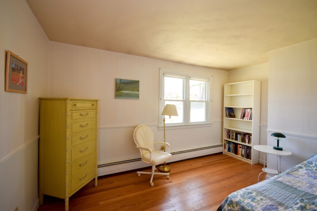 28 Squire Lane Springfield, MA 01118 - Photo 12 of 28 Gallery Image 12
