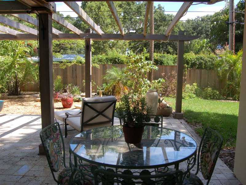 655 Cypress Road Vero Beach, FL 32963 - Photo 20 of 25 Gallery Image 20