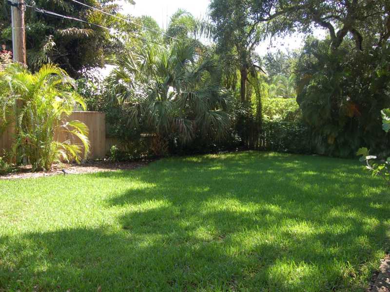 655 Cypress Road Vero Beach, FL 32963 - Photo 23 of 25 Gallery Image 23