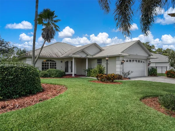 $290,000 | 505 Barcelona Drive, Sebring, FL 33875