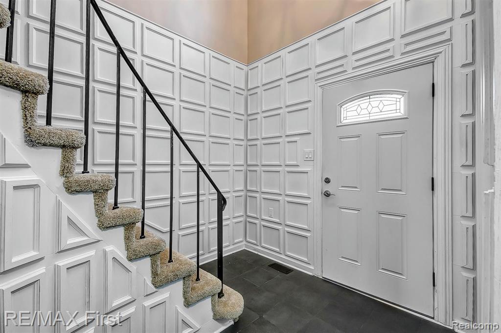 148 Stratford Lane Rochester Hills, MI 48309 - Photo 6 of 23