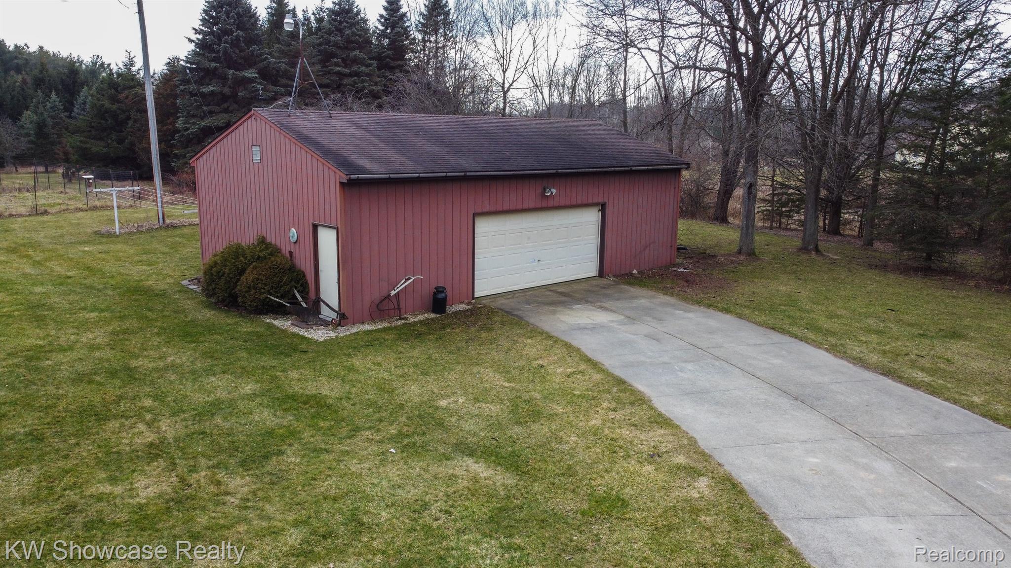4306 Evans Road Holly, MI 48442 - Photo 48 of 52 Gallery Image 48