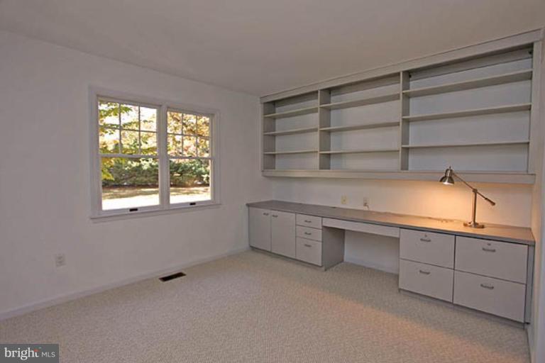 500 Ferry Point Road Annapolis, MD 21403 - Photo 10 of 27 Study