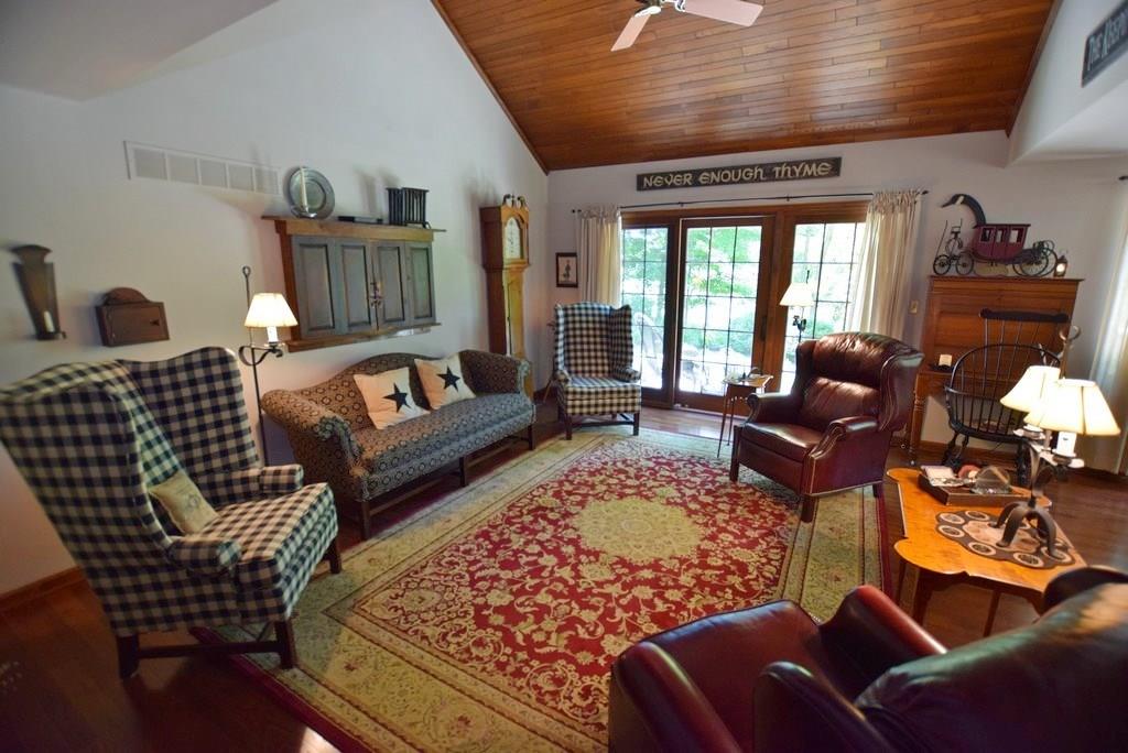 1114 Yellowbrick Road Pendleton, IN 46064 - Photo 4 of 43