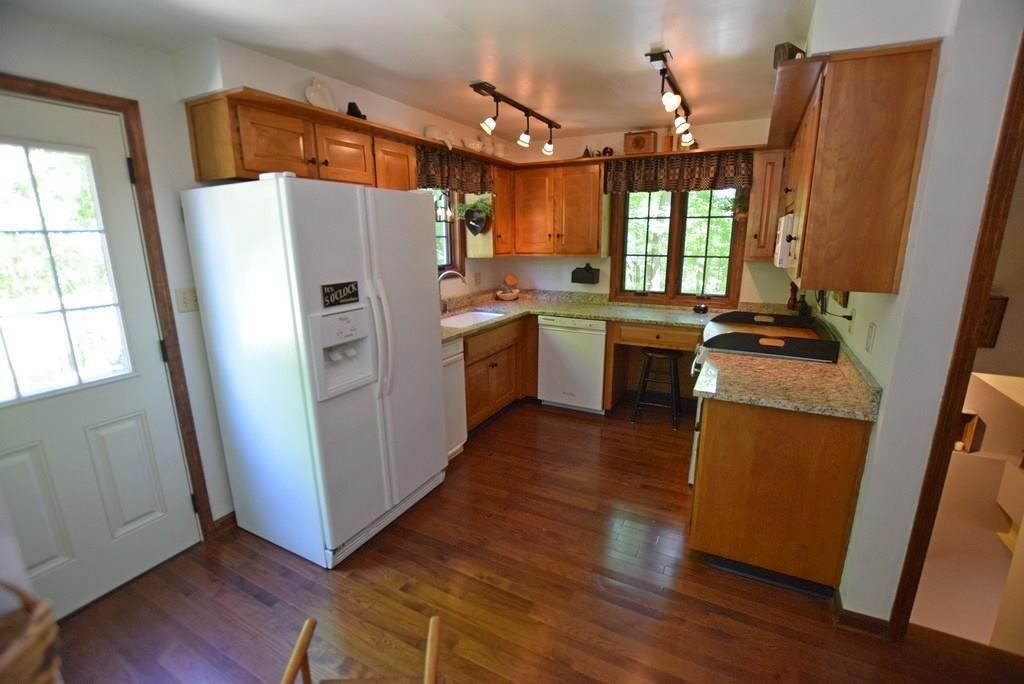1114 Yellowbrick Road Pendleton, IN 46064 - Photo 10 of 43