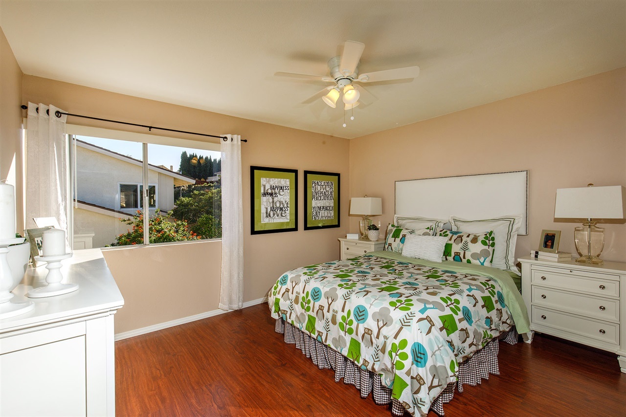 1585 Eastside Road El Cajon, CA 92020 - Photo 21 of 25 Bedroom 4 is huge!