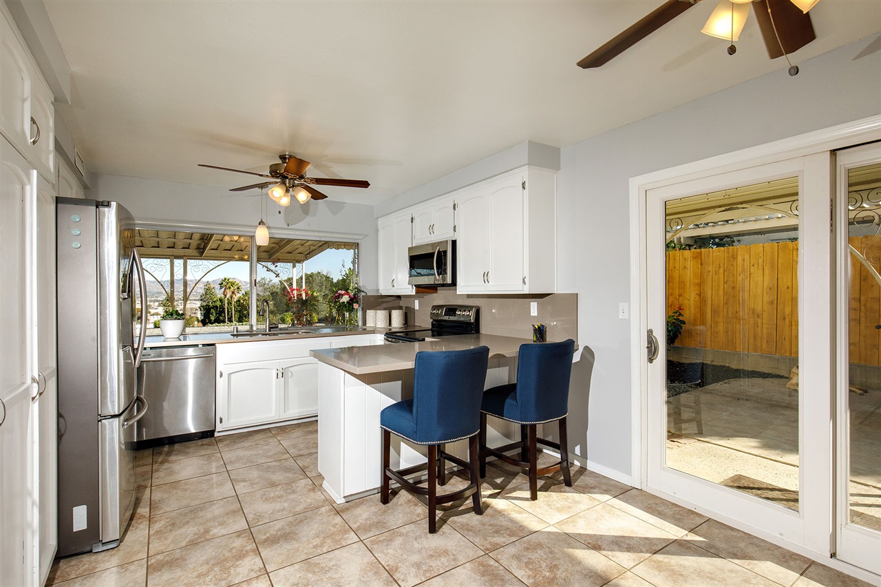 1585 Eastside Road El Cajon, CA 92020 - Photo 9 of 25 Gallery Image 9