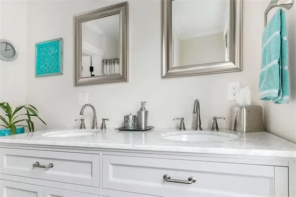 $10,000 | 16 Carroll Avenue, Newport, RI 02840