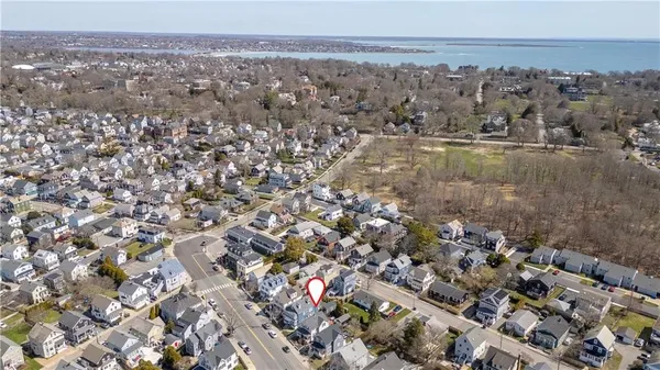 $10,000 | 16 Carroll Avenue, Newport, RI 02840