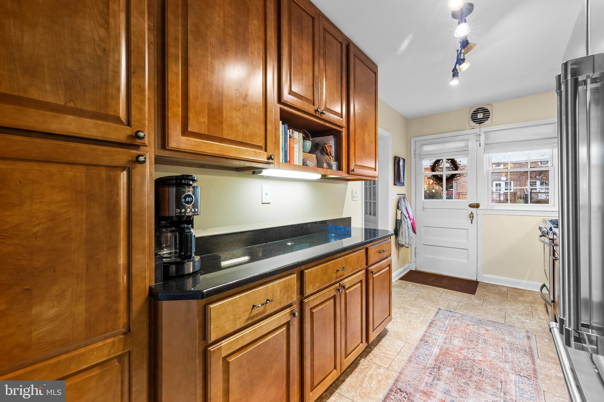 147 Brandon Road Baltimore, MD 21212 - Photo 14 of 27