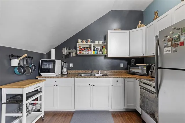 $500,000 | 511 State Street, Baden, PA 15005